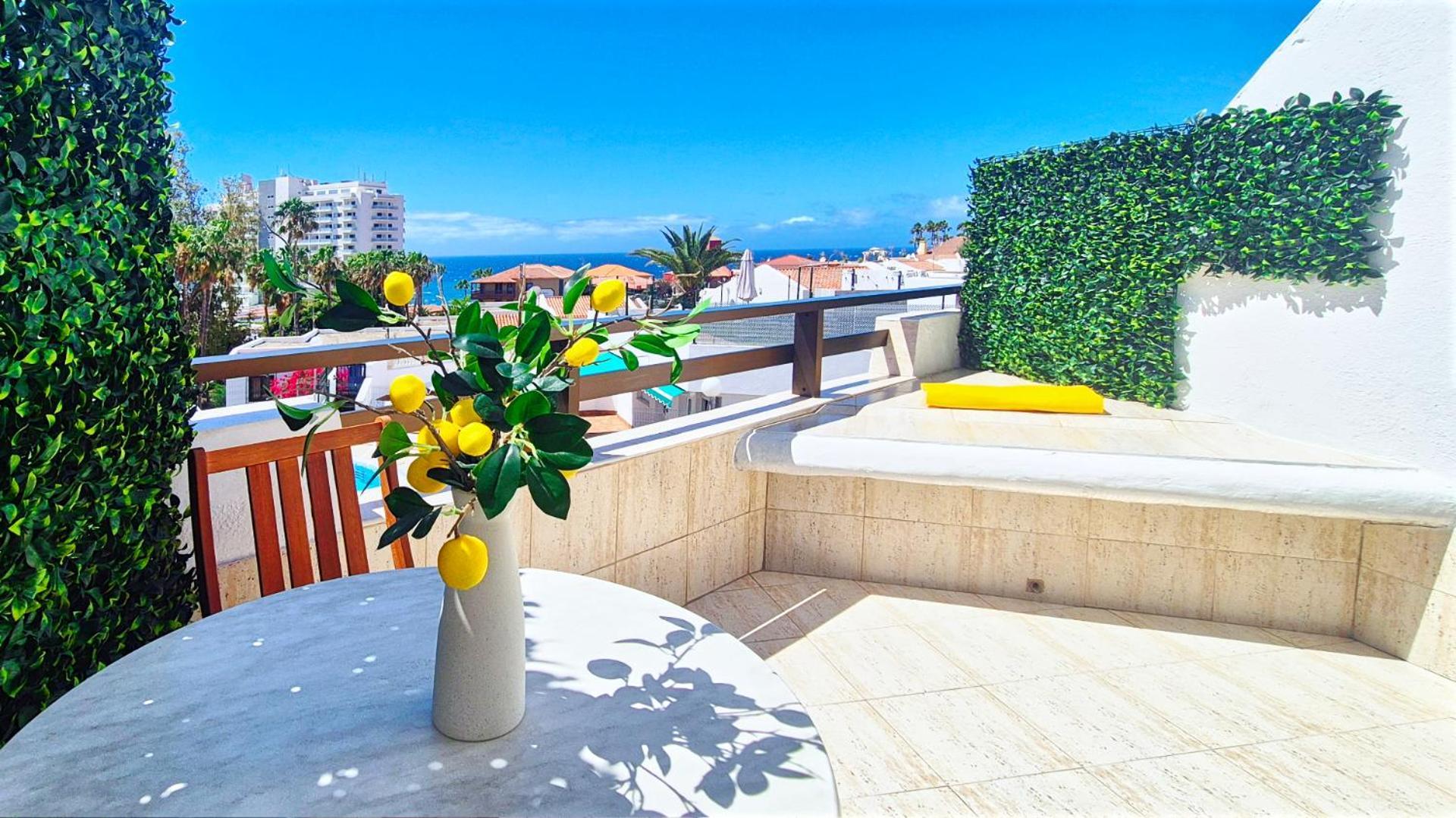 אדחה Lemon Beach Tenerife Holiday Apartment Las Americas מראה חיצוני תמונה